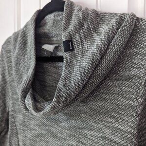 Bench Cowlneck Top Size L